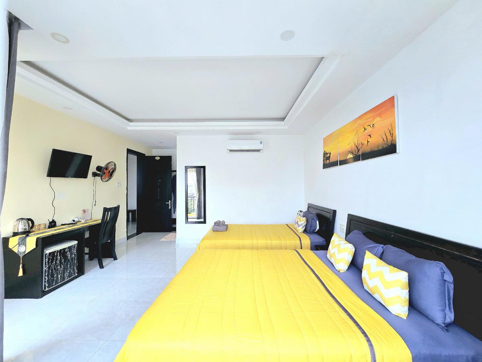 Flamingo Villa Homestay - Big Rooms With Balcony - Close To Hoi An Old Town 200M & Temple Bridge - Large Outside Pool For Sun Bathing Экстерьер фото